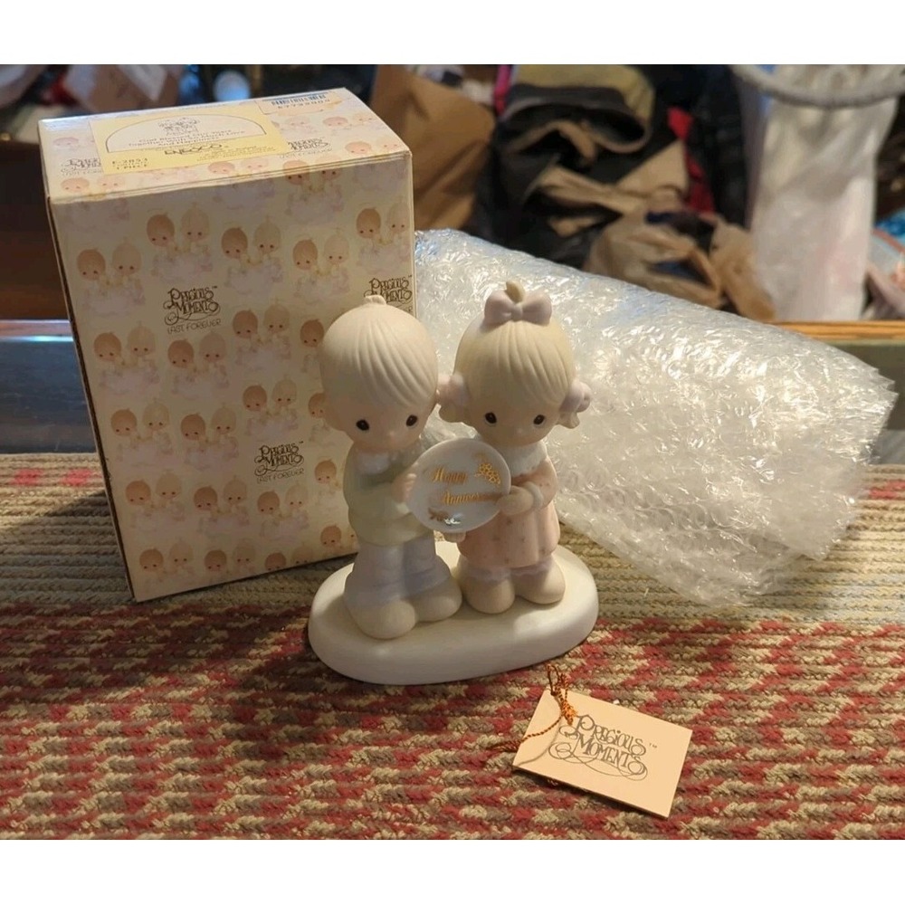 Precious Moments God Bless Our Years Together Anniversary Figurine E-2853 Box